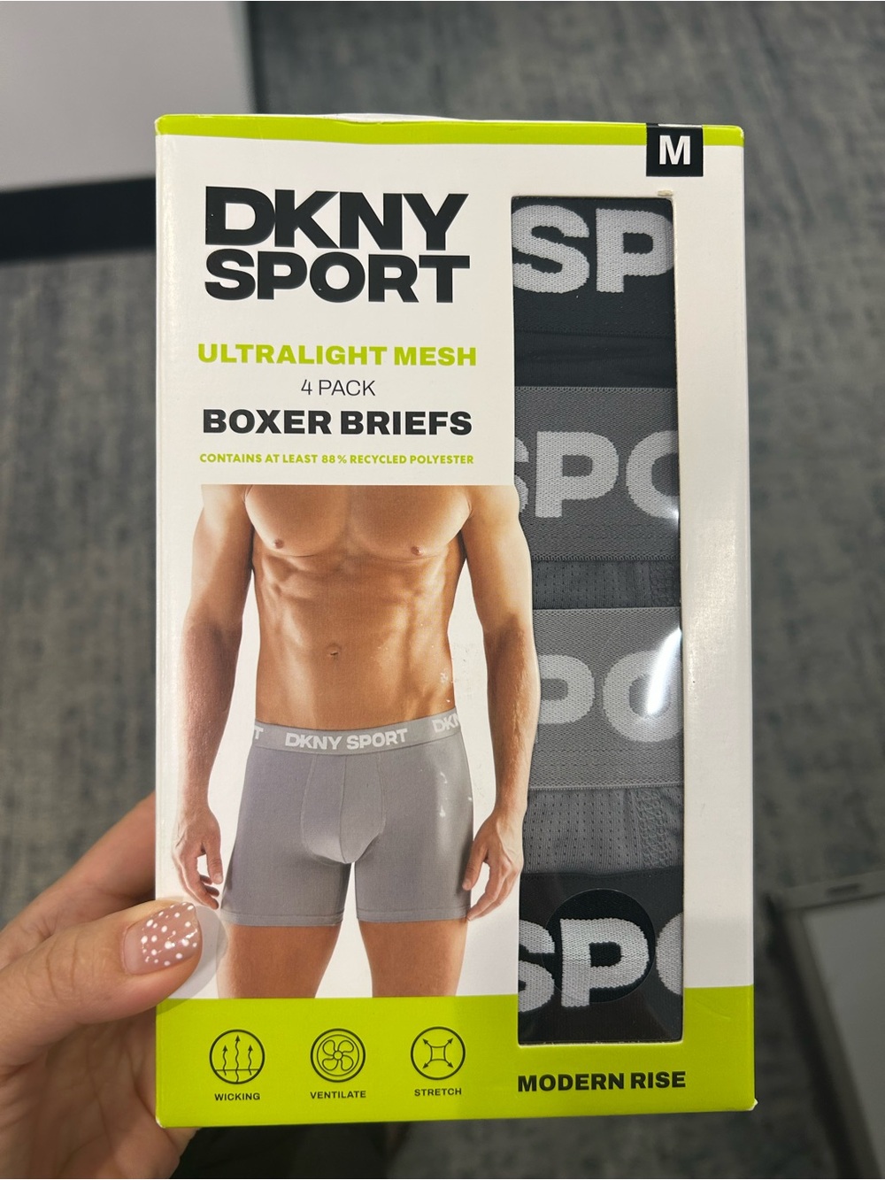 DKNY ultralight mesh men’s boxer briefs 4 pack size M